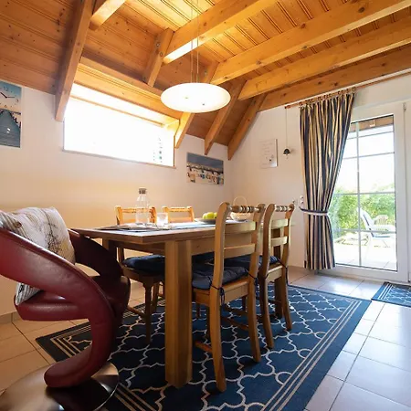 Ferienhaus Medemsand 03